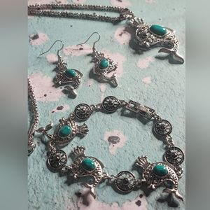 Ladies Turquoise Sea Fish Necklace Set